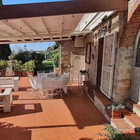 Borgo Bucatra Proprieta * Lucca